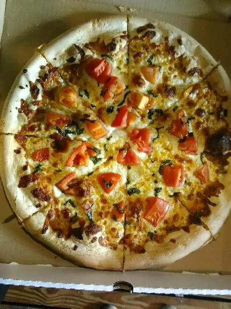 Margarita Pizza for One
